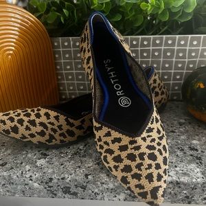 Rothy’s “The Point” in cheetah print
